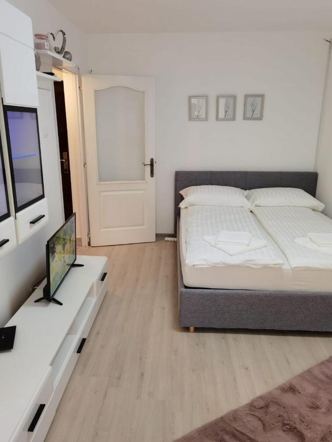 Focus Room Меркуря-Чук Экстерьер фото